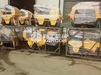 翔工機(jī)械一批小型壓路機(jī)包裝好，成功出口到國外
